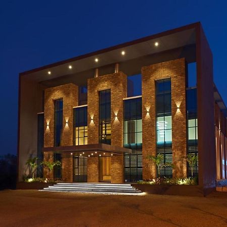 Hotel Shlok Kolhapur Eksteriør billede
